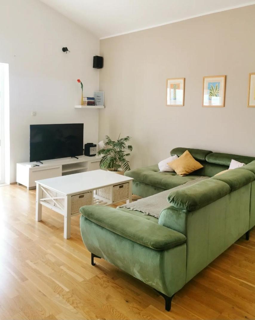 Apartman Skroza Vodice Esterno foto